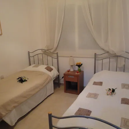 Apartament Yiasemi Court Apartments