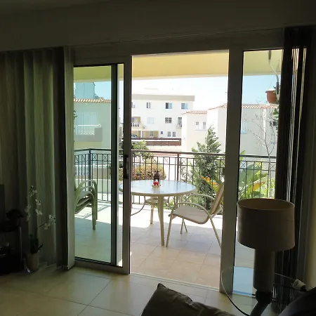 Yiasemi Court Apartments