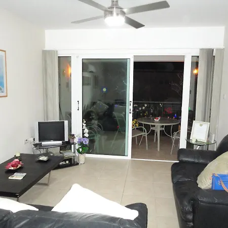 Yiasemi Court Apartments * Paralimni